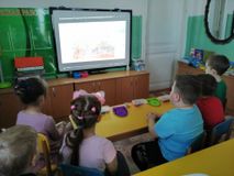 Просмотр презентаций "Основание Нижнего Новгорода", "прогулка по Нижнему Новгороду"